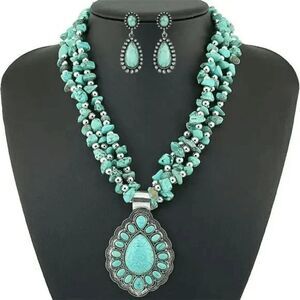 Silver Turquoise Western Tear Drop Pendant Necklace & Earring Set